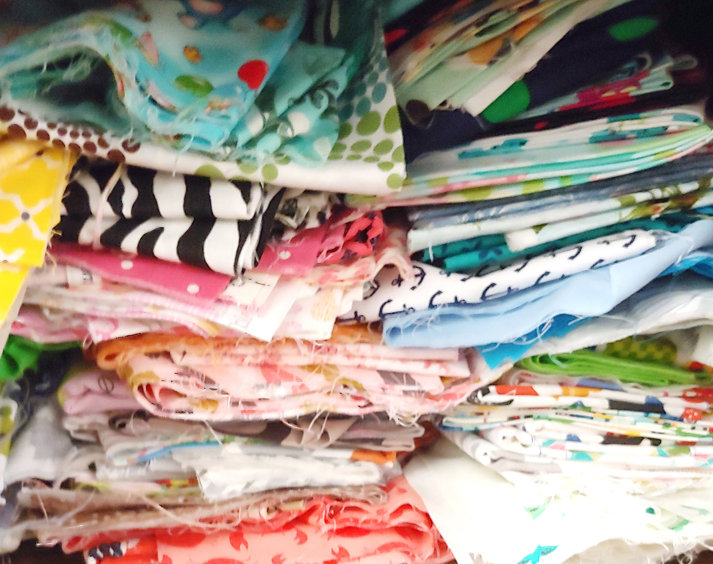 One Pound (1/2kg) of Fabric Scraps for Quilting